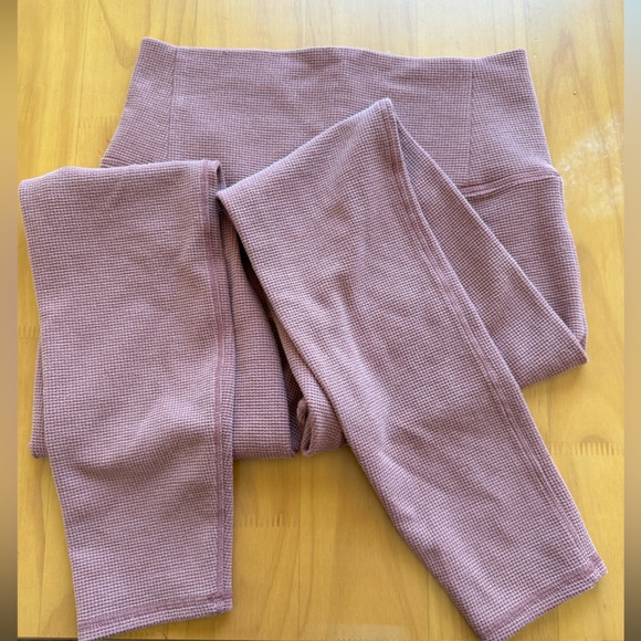 Vuori waffle knit leggings. Size small. Terra Cotta. - Picture 2 of 5